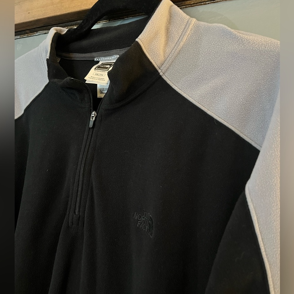 The North Face Men’s 1/4 Zip Pullover Size XXL